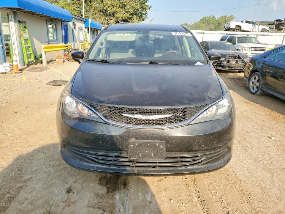 Photo 5 from auction – 2017 CHRYSLER PACIFICA with VIN 2C4RC1DG5HR501964