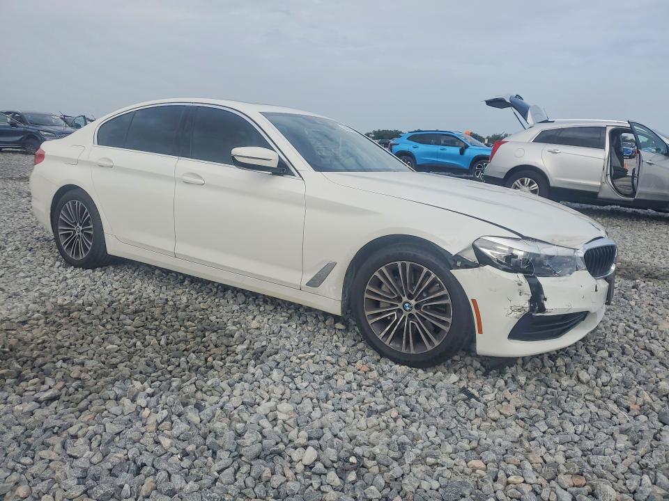 Photo 4 from auction – 2019 BMW 530 with VIN WBAJA7C59KWW47639
