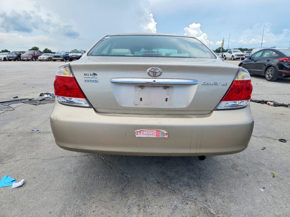 Photo 6 from auction – 2005 TOYOTA CAMRY with VIN 4T1BE32K65U019402