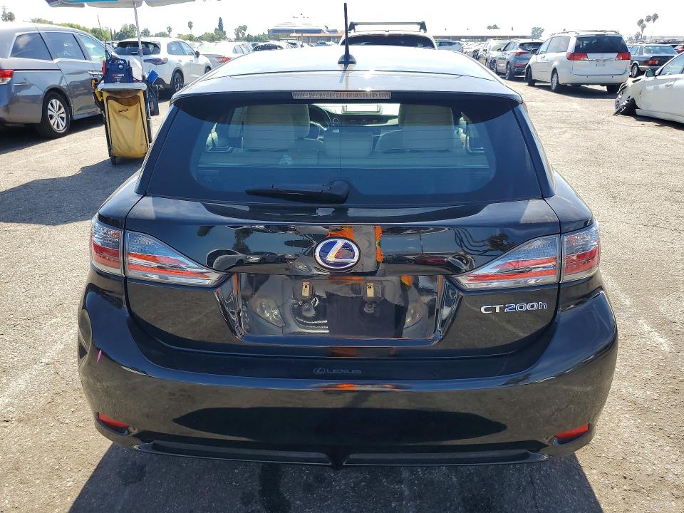 Photo 6 from auction – 2011 LEXUS CT with VIN JTHKD5BH2B2028319