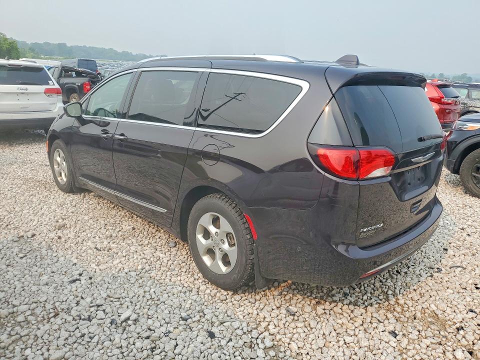 Photo 2 from auction – 2017 CHRYSLER PACIFICA with VIN 2C4RC1EG2HR577124