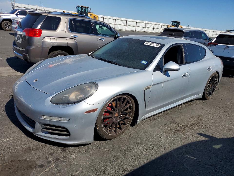 PORSCHE PANAMERA 2014 with VIN WP0AB2A77EL055945 - Photo from auction