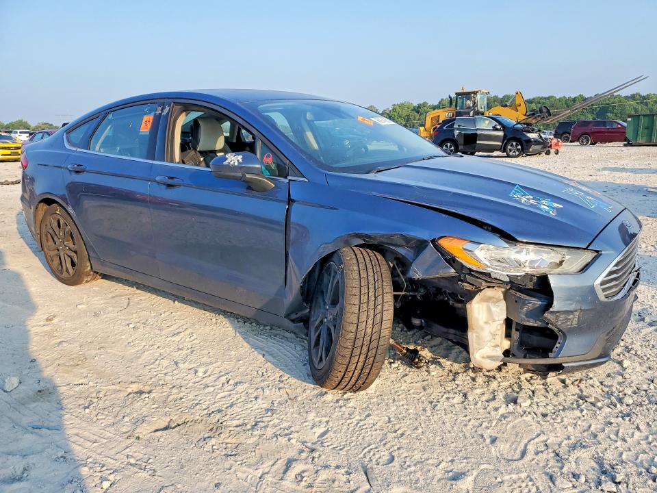 Photo 4 from auction – 2019 FORD FUSION with VIN 3FA6P0HD6KR126997