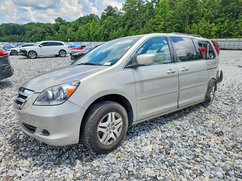 HONDA ODYSSEY 2005 with VIN 5FNRL38645B017983 - Photo from auction