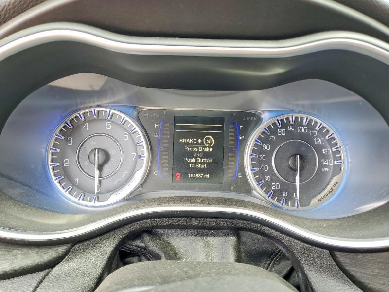 Photo 9 from auction – 2015 CHRYSLER 200 with VIN 1C3CCCAB0FN571753