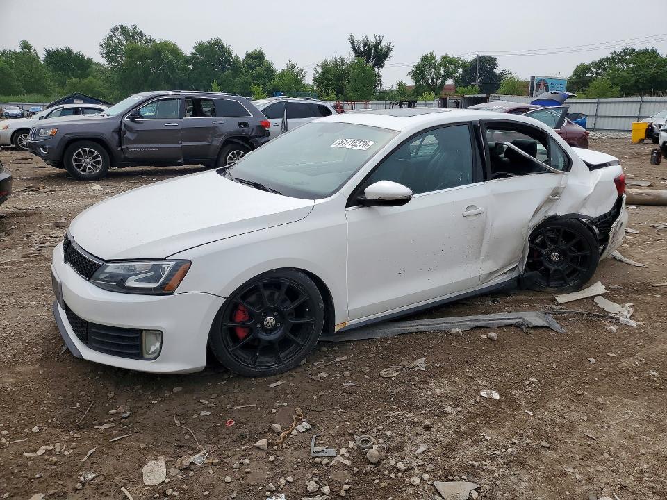VOLKSWAGEN JETTA 2014 with VIN 3VW5S7AJ7EM388488 - Photo from auction