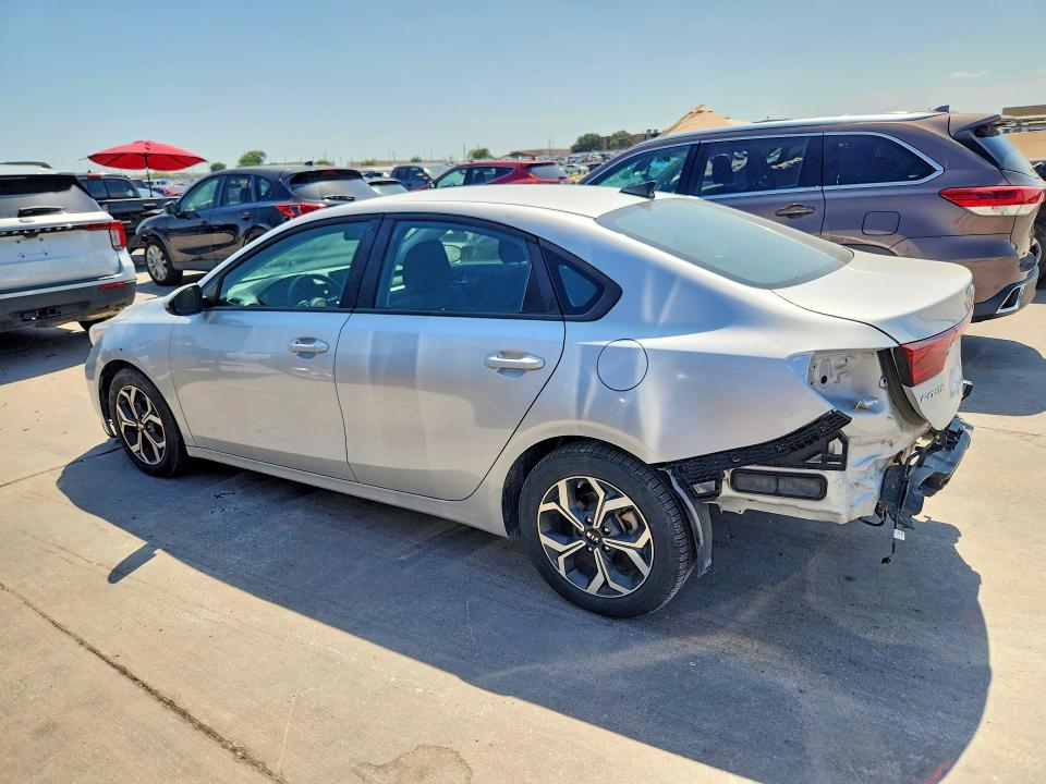 Photo 2 from auction – 2020 KIA FORTE with VIN 3KPF24AD5LE186739