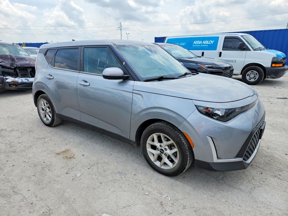 Photo 4 from auction – 2023 KIA SOUL with VIN KNDJ23AU7P7868161