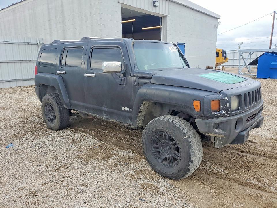 Photo 4 from auction – 2006 HUMMER H3 with VIN 5GTDN136268100452