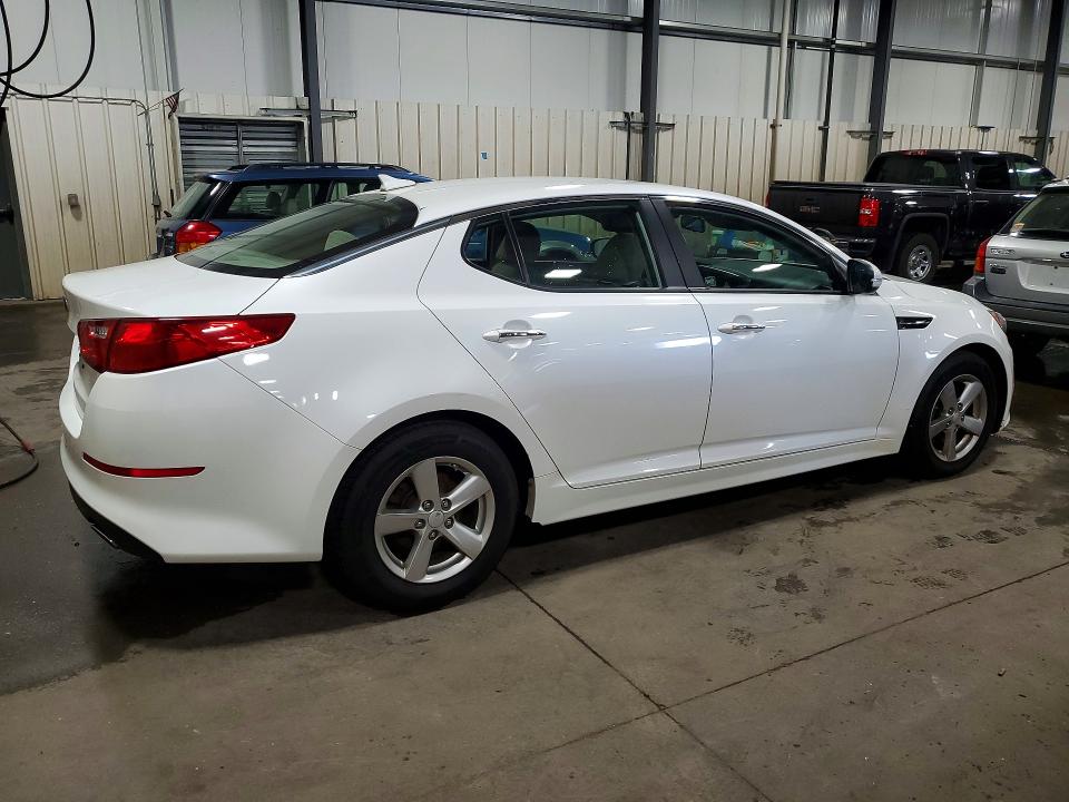 Photo 3 from auction – 2014 KIA OPTIMA with VIN KNAGM4A7XE5501006