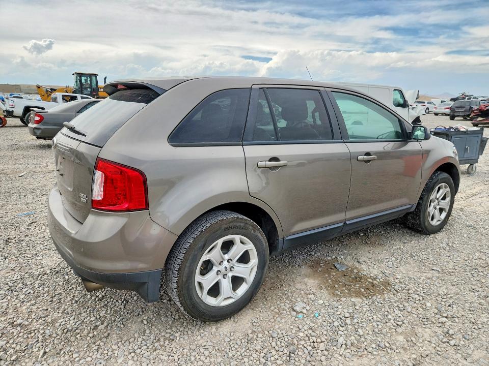 Photo 3 from auction – 2014 FORD EDGE with VIN 2FMDK4JC8EBB46871