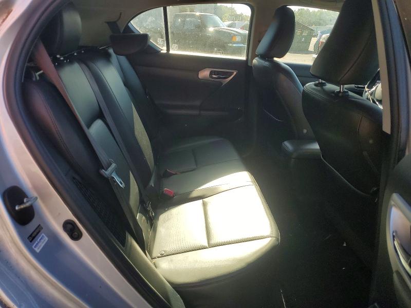 Photo 10 from auction – 2011 LEXUS CT with VIN JTHKD5BH7B2031930