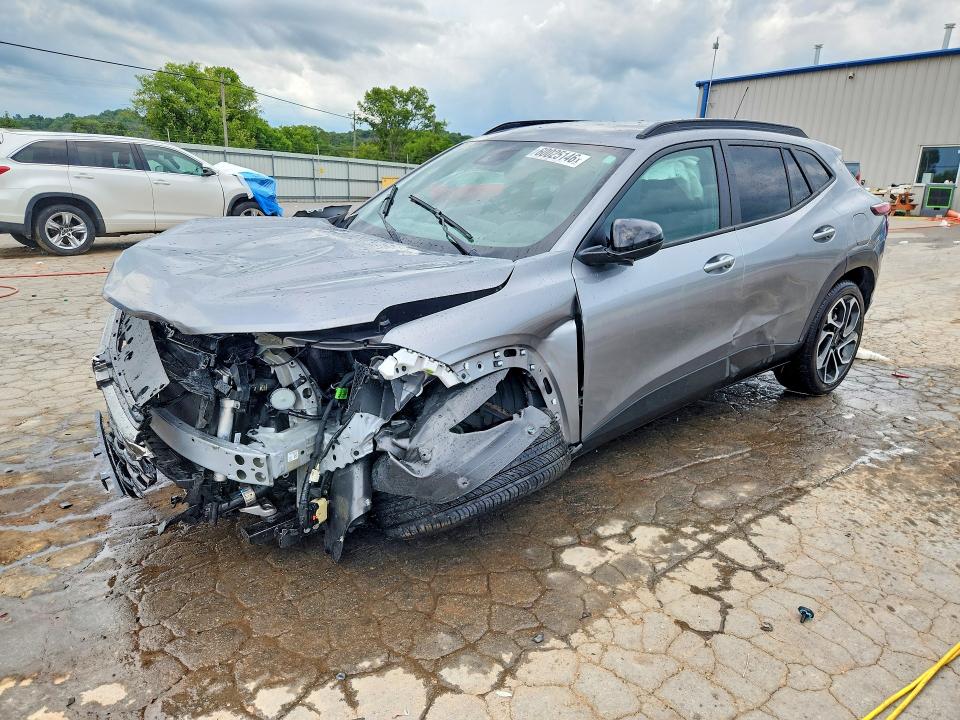 CHEVROLET TRAX 2025 with VIN KL77LJEP1SC328298 - Photo from auction