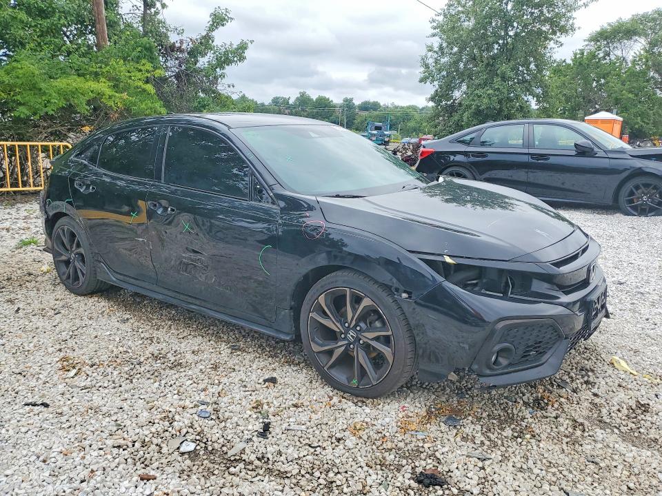 Photo 4 from auction – 2019 HONDA CIVIC with VIN SHHFK7H47KU214829