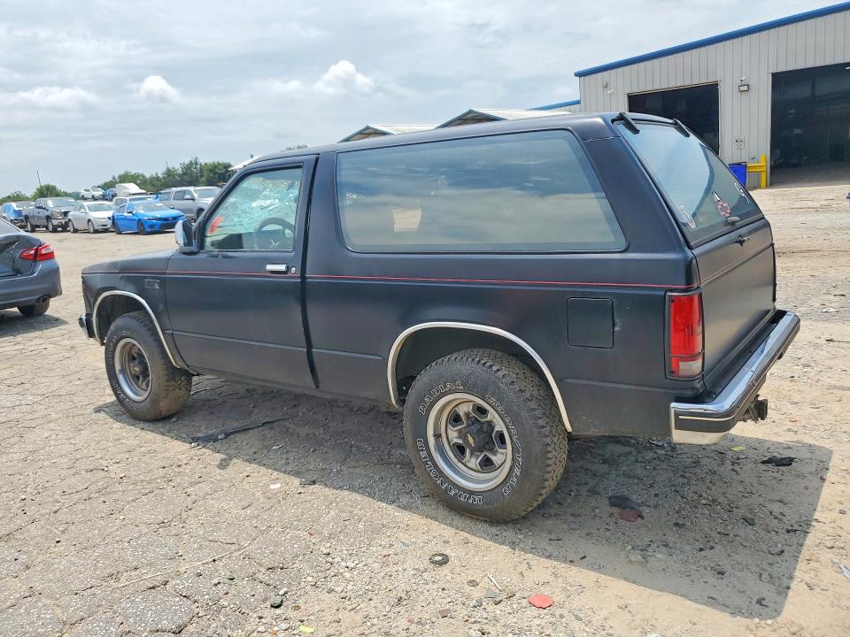 Photo 2 from auction – 1988 CHEVROLET BLAZER with VIN 1GNCS18ZXJ8237265