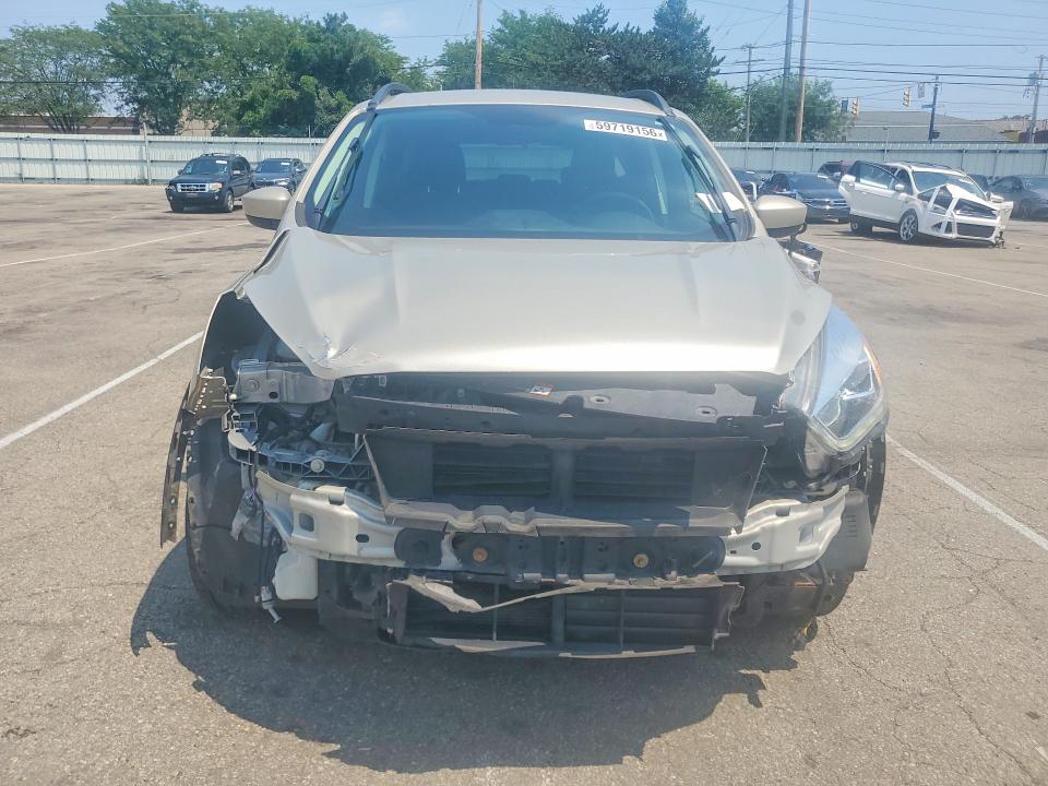 Photo 5 from auction – 2018 FORD ESCAPE with VIN 1FMCU0HD7JUD57075