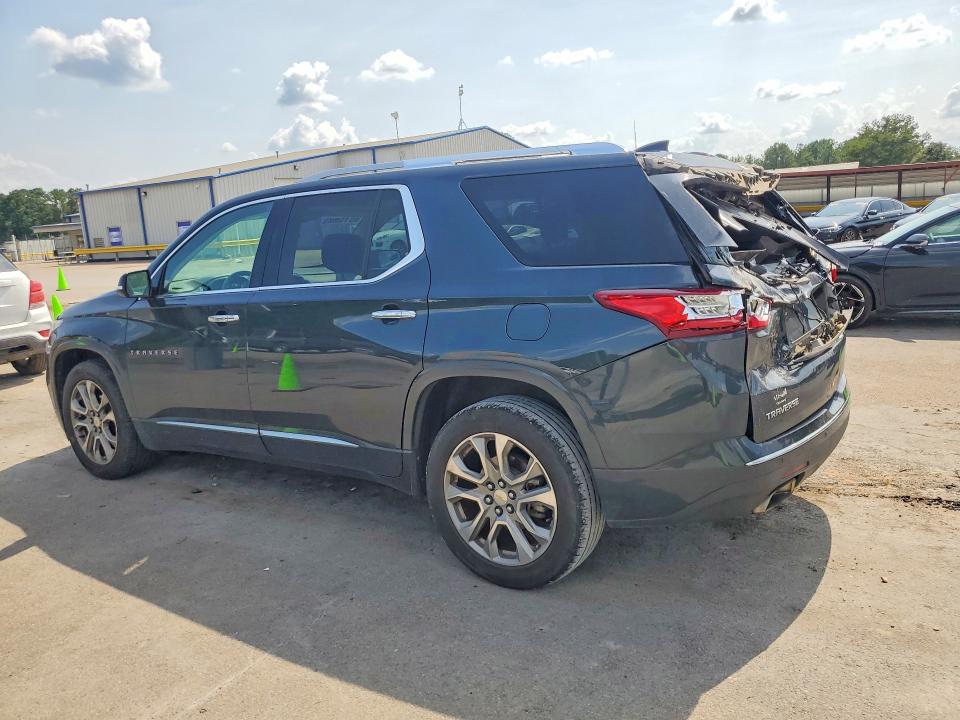 Photo 2 from auction – 2018 CHEVROLET TRAVERSE with VIN 1GNERKKW3JJ228537