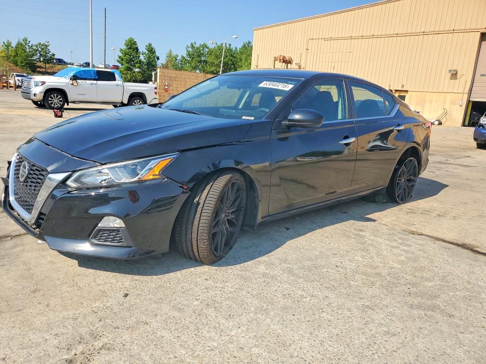 NISSAN ALTIMA 2019 with VIN 1N4BL4BV7KC240198 - Photo from auction