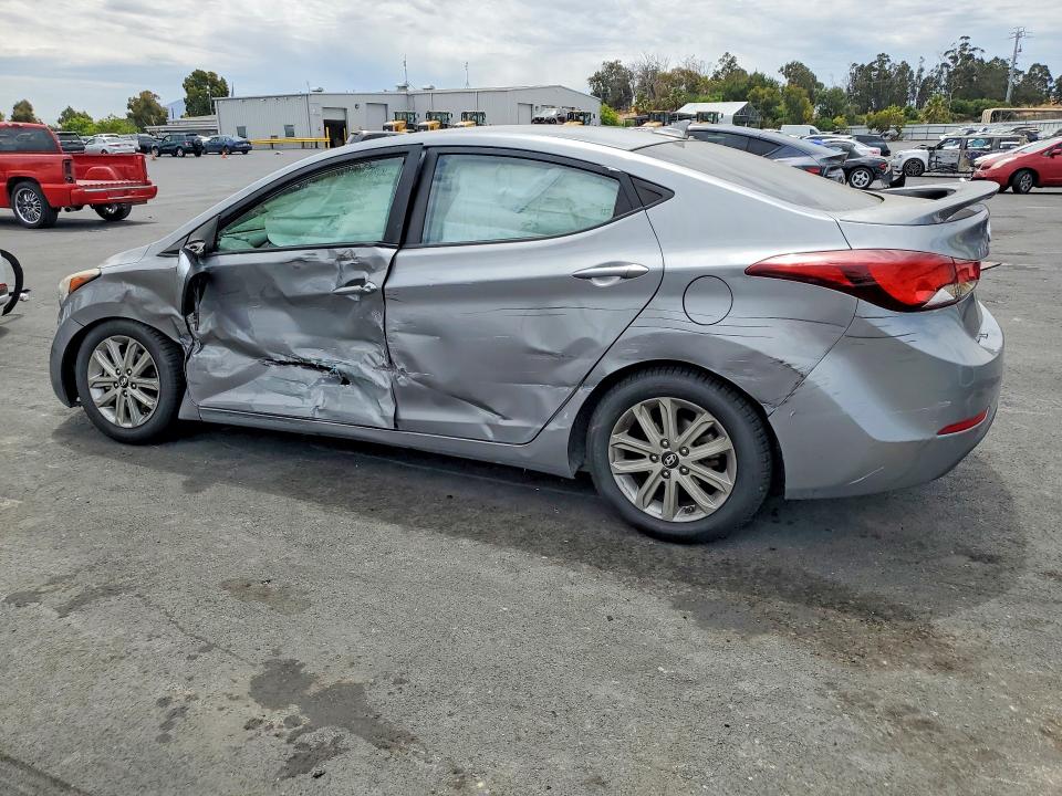 Photo 2 from auction – 2015 HYUNDAI ELANTRA with VIN KMHDH4AE2FU224508