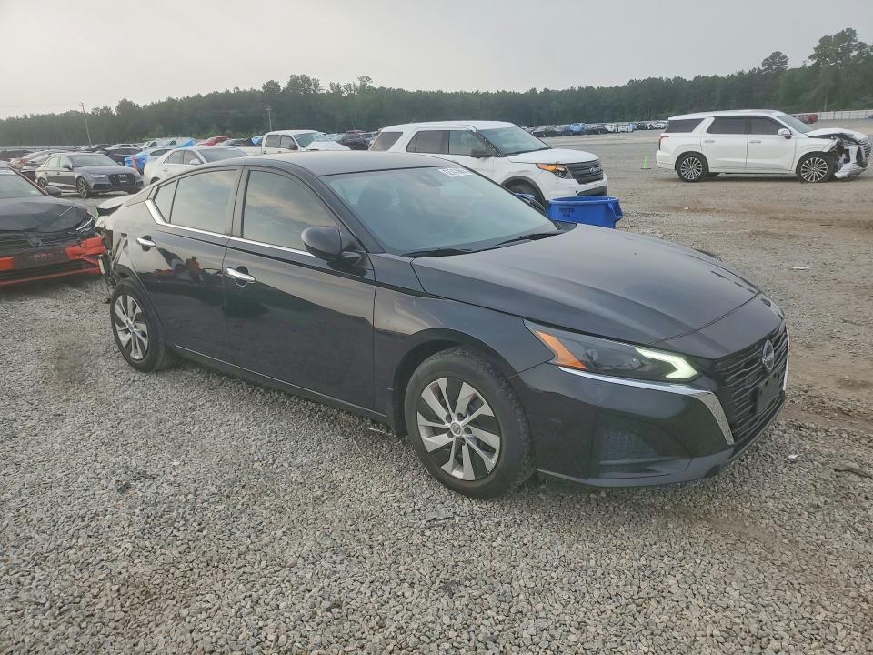 Photo 4 from auction – 2023 NISSAN ALTIMA with VIN 1N4BL4BV9PN407222