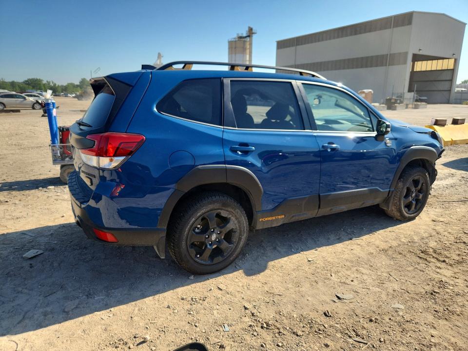 Photo 3 from auction – 2024 SUBARU FORESTER with VIN JF2SKAJC9RH521722