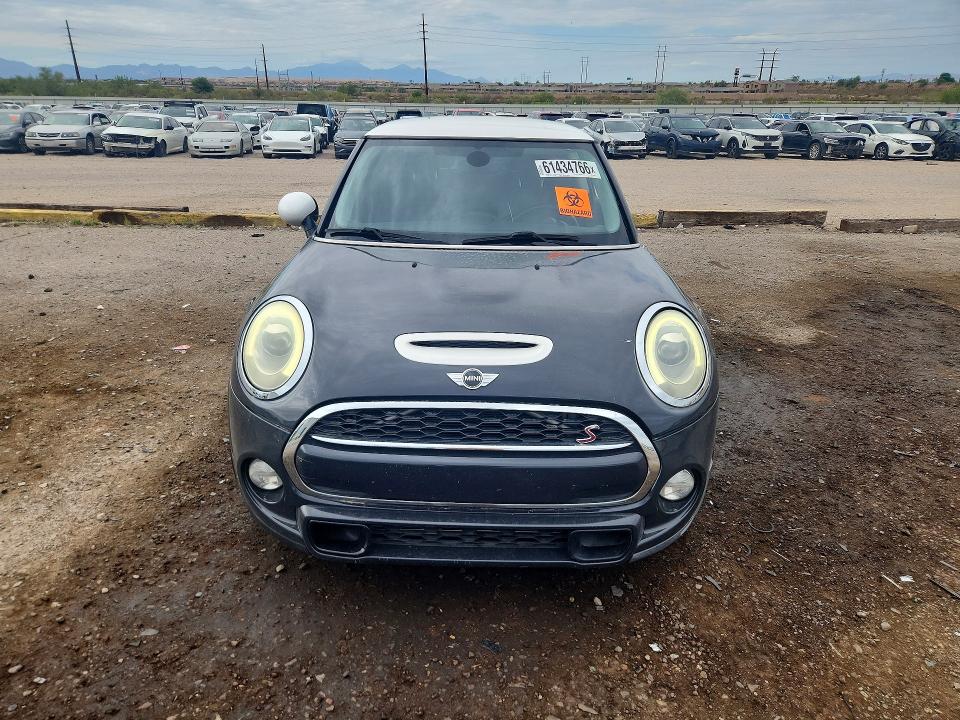 Снимка 5 от търг – 2015 MINI COOPER с VIN WMWXP7C55F2A33468
