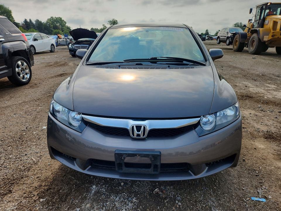 Photo 5 from auction – 2010 HONDA CIVIC with VIN 19XFA1F5XAE017123