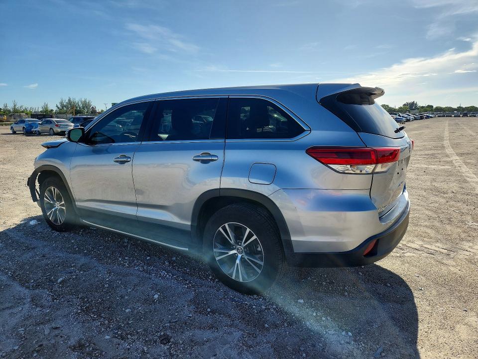 Photo 2 from auction – 2019 TOYOTA HIGHLANDER with VIN 5TDZARFH3KS047464