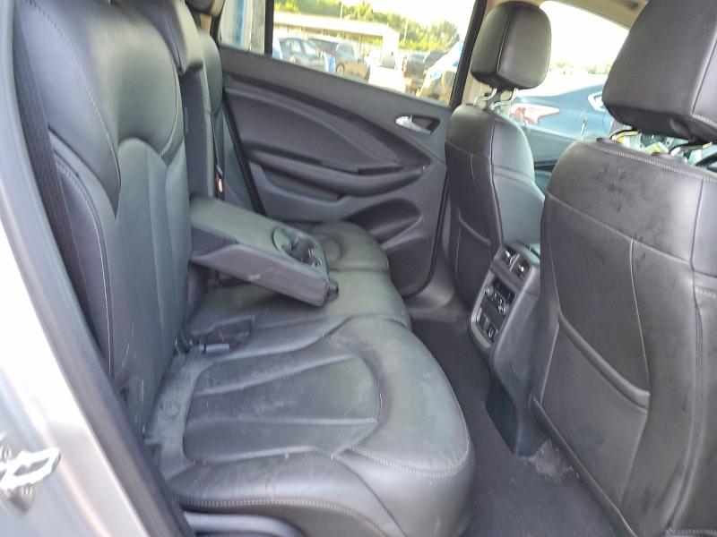 Photo 11 from auction – 2017 BUICK ENVISION with VIN LRBFXBSA0HD004608