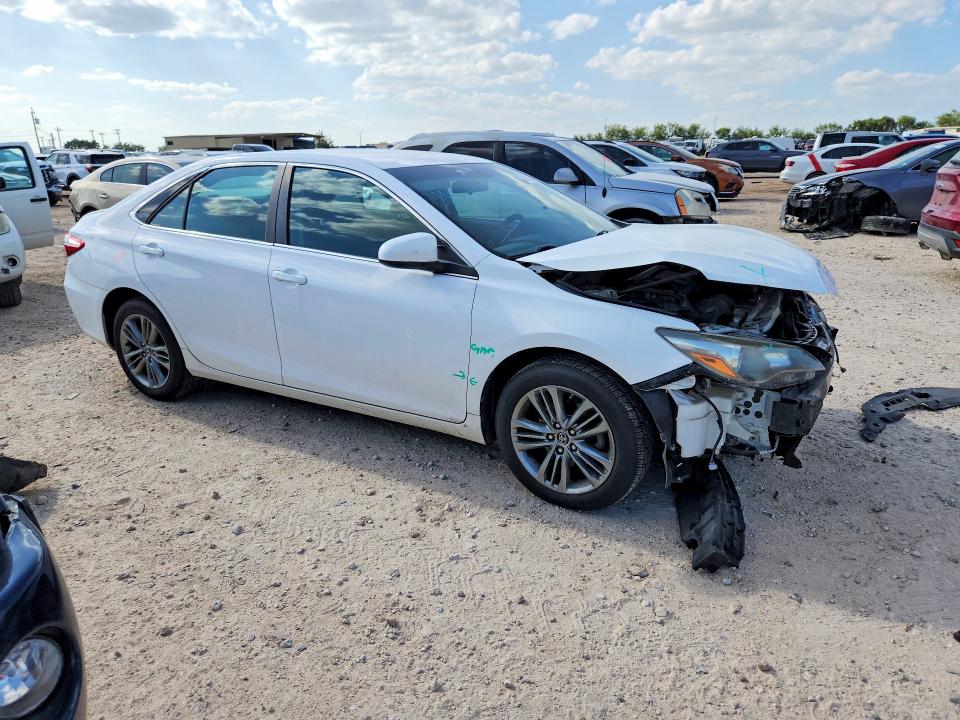 Photo 4 from auction – 2015 TOYOTA CAMRY with VIN 4T1BF1FK1FU955618