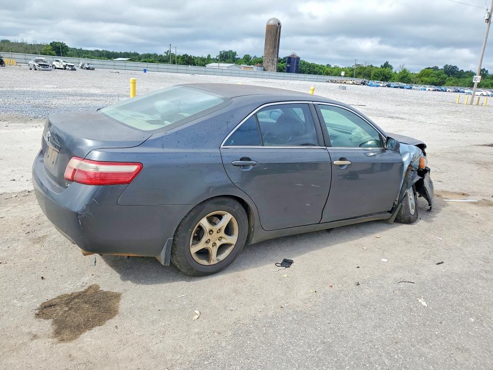 Photo 3 from auction – 2007 TOYOTA CAMRY with VIN 4T1BK46K57U030919