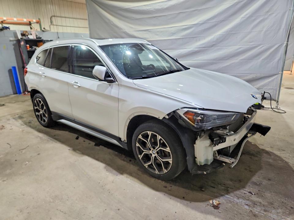 Photo 4 from auction – 2021 BMW X1 with VIN WBXJG9C07M5S54140