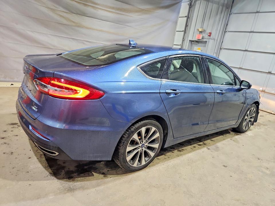 Photo 3 from auction – 2019 FORD FUSION with VIN 3FA6P0T9XKR253626
