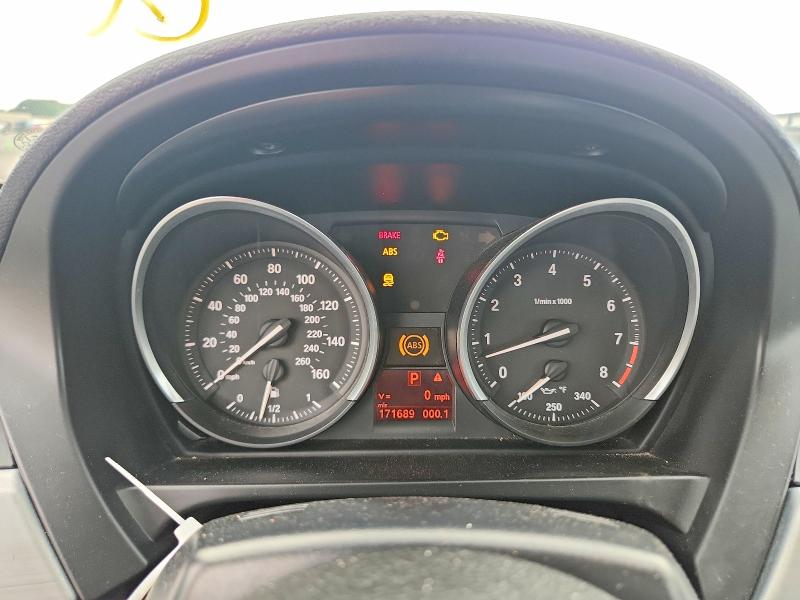 Photo 9 from auction – 2010 BMW Z4 with VIN WBALM5C53AE377235
