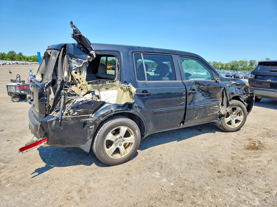 Photo 3 from auction – 2014 HONDA PILOT with VIN 5FNYF4H51EB016175