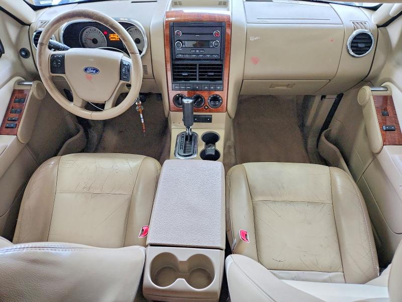 Photo 8 from auction – 2010 FORD EXPLORER with VIN 1FMEU7EE4AUA35539