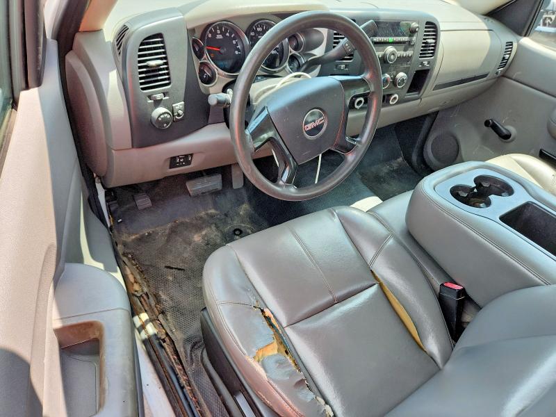 Photo 8 from auction – 2009 GMC SIERRA with VIN 1GDHC44K09E105503
