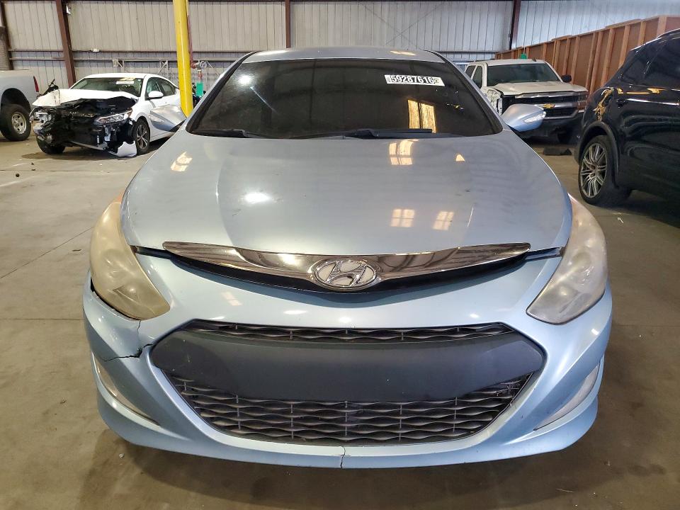 Photo 5 from auction – 2014 HYUNDAI SONATA with VIN KMHEC4A42EA110213