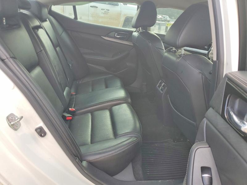 Photo 10 from auction – 2017 NISSAN MAXIMA with VIN 1N4AA6AP1HC412962