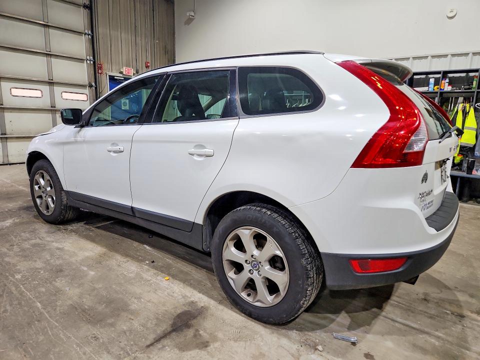 Photo 2 from auction – 2013 VOLVO XC60 with VIN YV4940DZ1D2408485