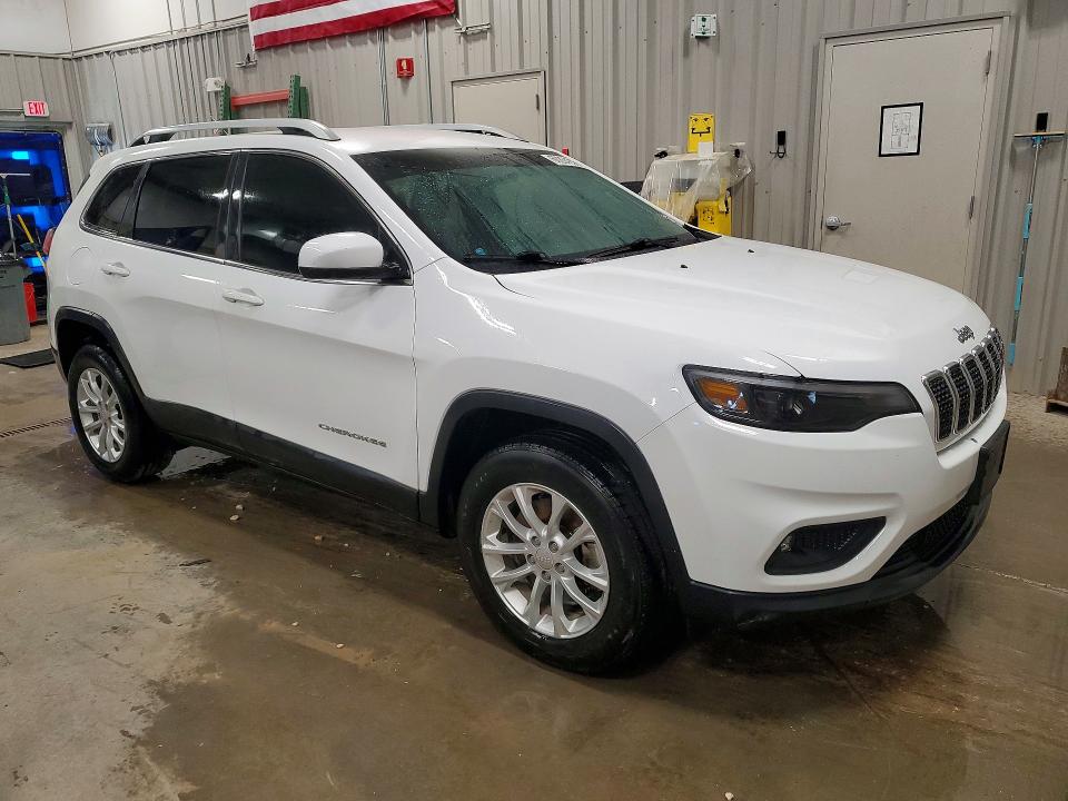 Photo 4 from auction – 2019 JEEP CHEROKEE with VIN 1C4PJMCBXKD413104