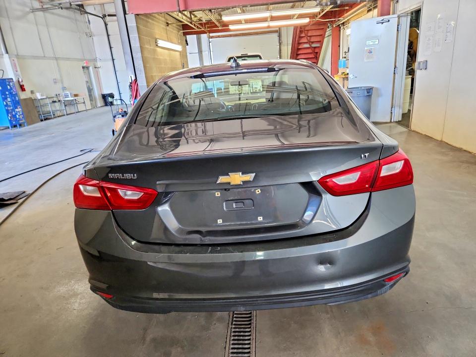 Photo 6 from auction – 2016 CHEVROLET MALIBU with VIN 1G1ZE5ST7GF287785