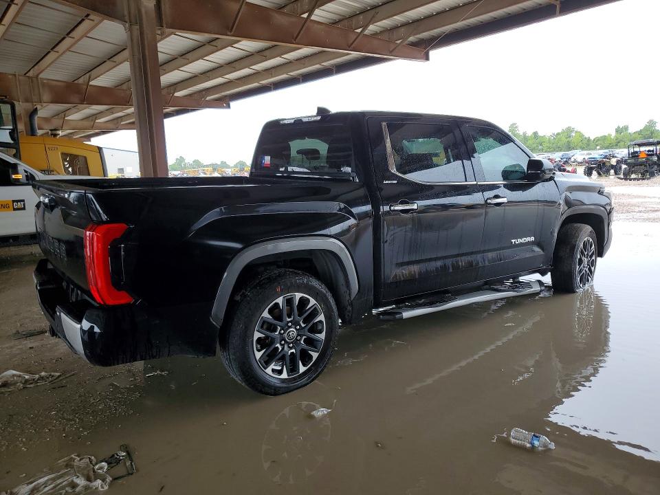 Photo 3 from auction – 2022 TOYOTA TUNDRA with VIN 5TFJA5AB7NX019352