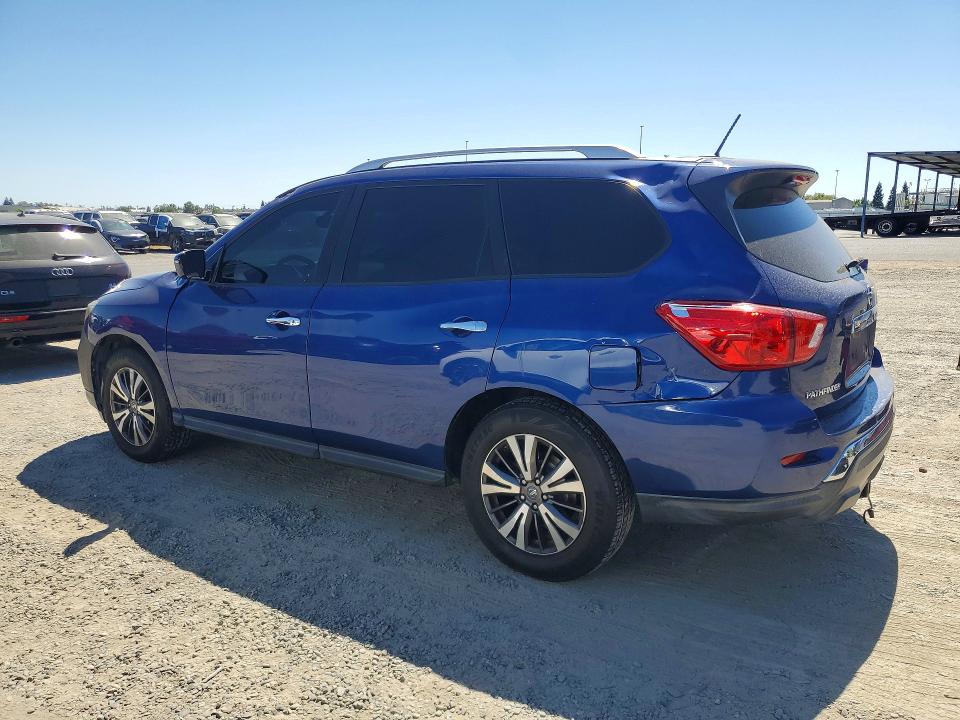 Photo 2 from auction – 2017 NISSAN PATHFINDER with VIN 5N1DR2MN5HC645192
