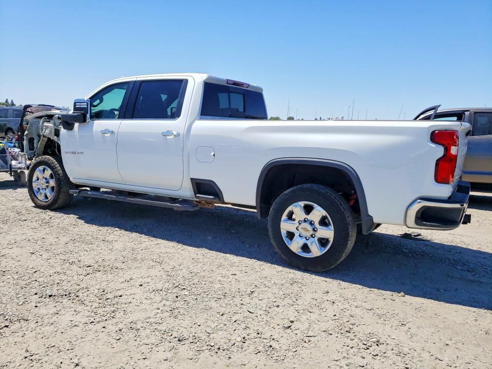 Photo 2 from auction – 2021 CHEVROLET SILVERADO with VIN 1GC4YUEY4MF291279
