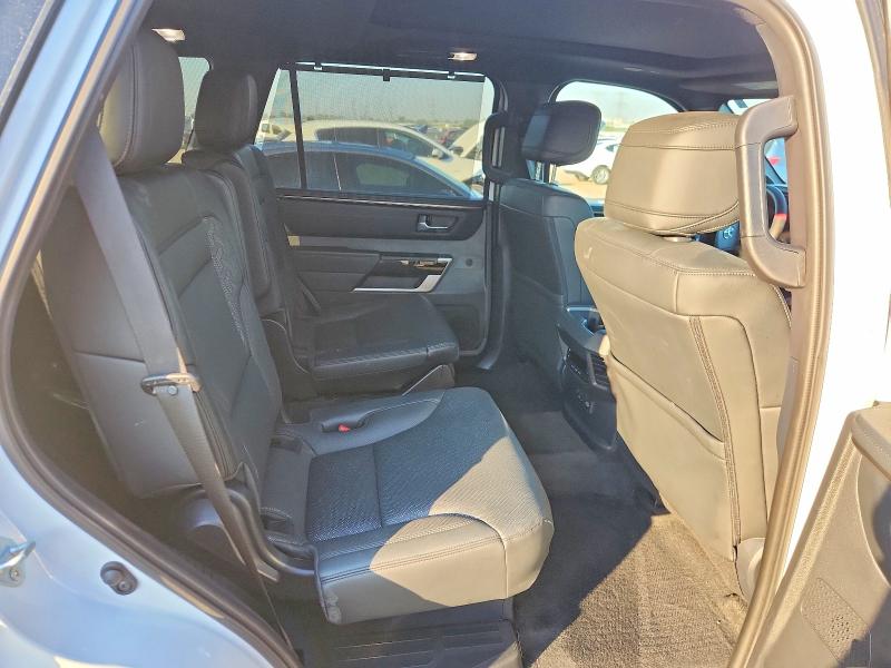Photo 10 from auction – 2025 TOYOTA SEQUOIA with VIN 7SVAAABAXSX051180