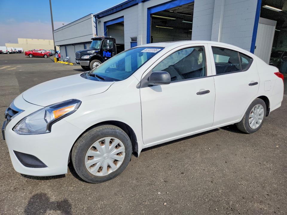 NISSAN VERSA 2015 с VIN 3N1CN7AP4FL814802 - Фото с аукциона