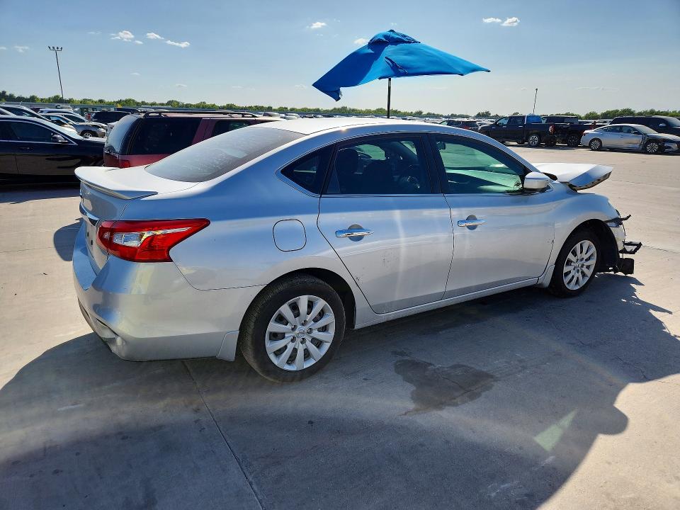 صورة رقم 3 من المزاد - 2018 NISSAN SENTRA مع VIN 3N1AB7AP1JY348337