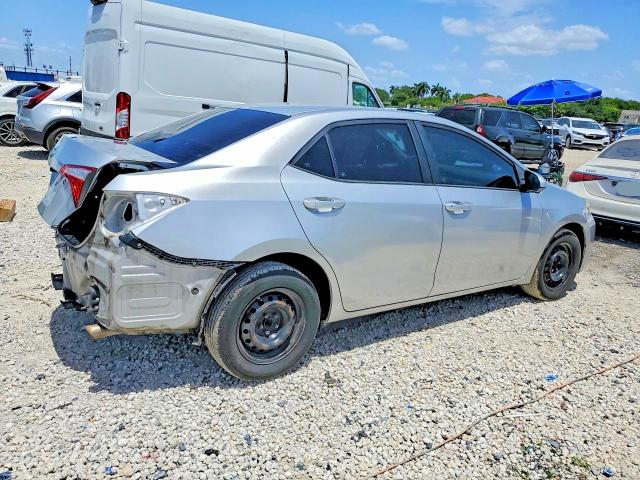 Photo 3 from auction – 2016 TOYOTA COROLLA with VIN 5YFBURHE9GP472506