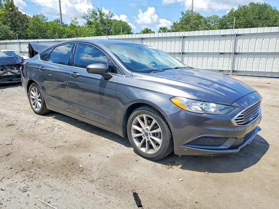 Photo 4 from auction – 2017 FORD FUSION with VIN 3FA6P0H72HR193311